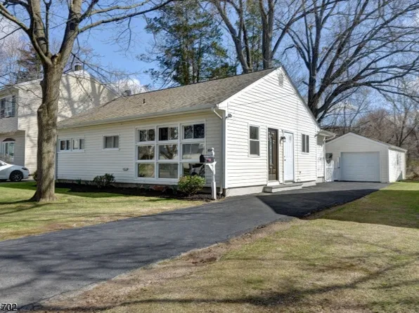 1519 Washington Ave, Pompton Lakes Boro, NJ 07442