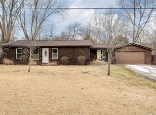 985 Highway Dd, Defiance, MO 63341
