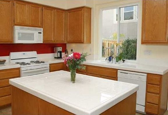 4th image of 1118 Calistoga Way