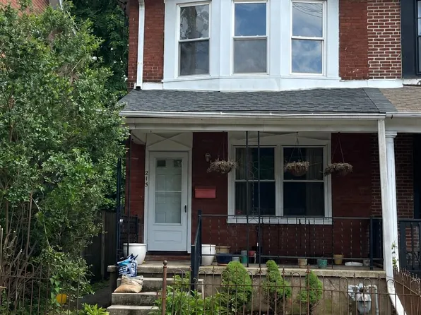 213 Ardmore Ave, Ardmore, PA 19003