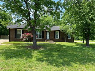 100 Hillside Dr, Hendersonville, TN 37075