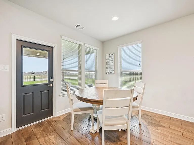2406 Harborwood Ct — Photo 13