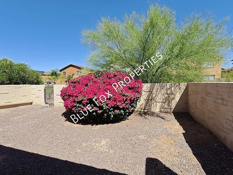 8305 N Midnight Way — Photo 29