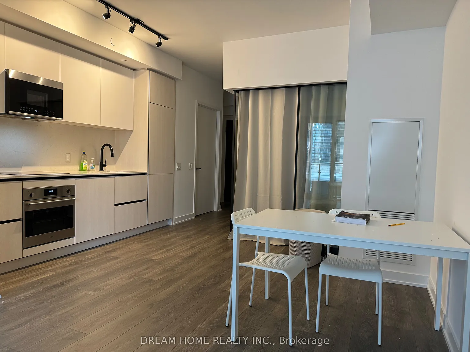 1 bed, $1,450 — Photo 4