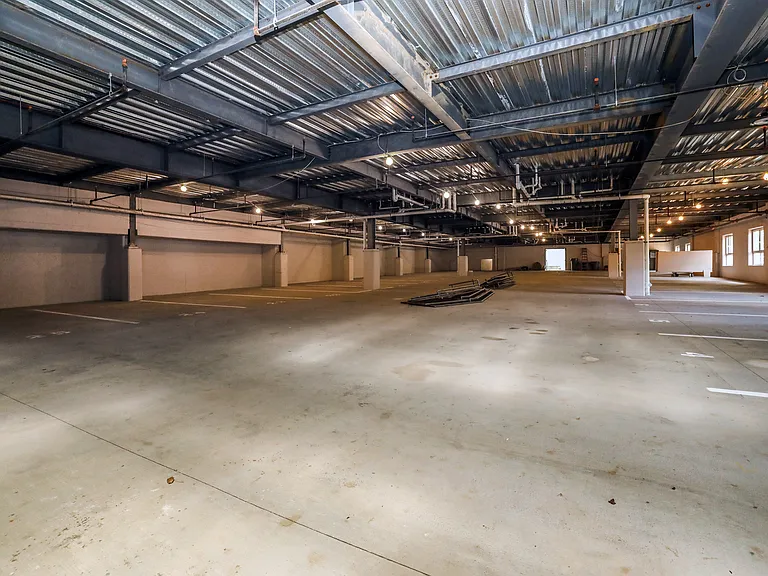 500 Commerce St #203 — Photo 10