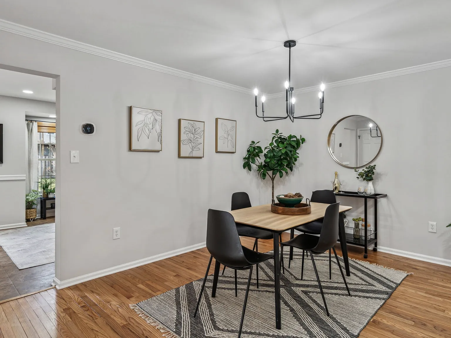 3 bed, 3.5 bath, 2540 sqft, $3,850 — Photo 4