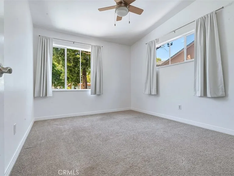 5836 Wish Ave — Photo 28