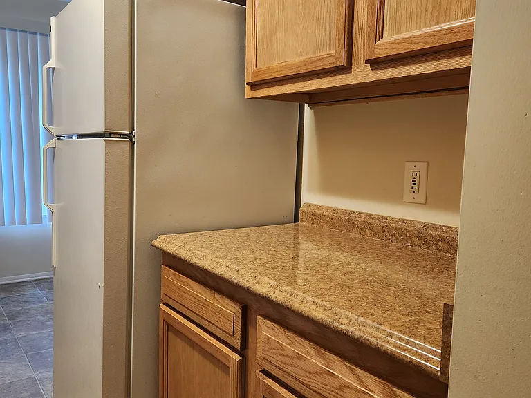 455 Colonial Dr #2 — Photo 11