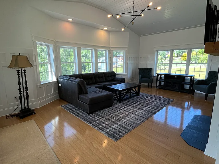 309 Southshore Dr — Photo 3