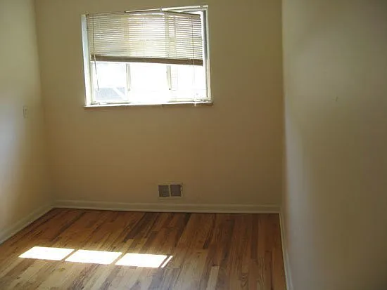 2233 W Parkhill Ave — Photo 8