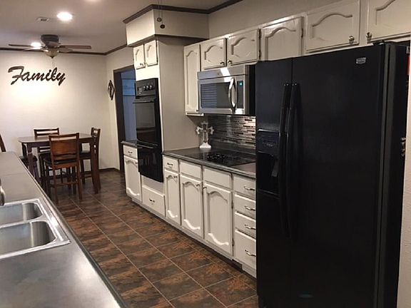 5th image of 209 Longhorn Dr