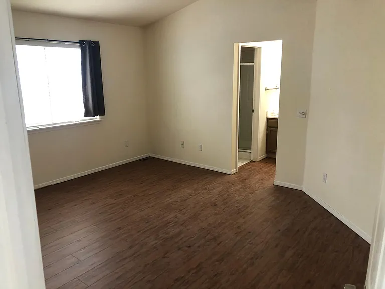 Upper floor primary bedroom