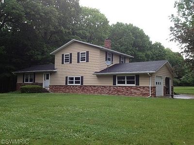 1st image of 1672 N 33rd St