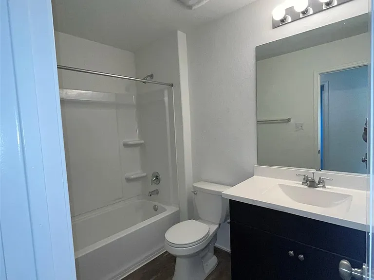112 High Hill Cv — Photo 10