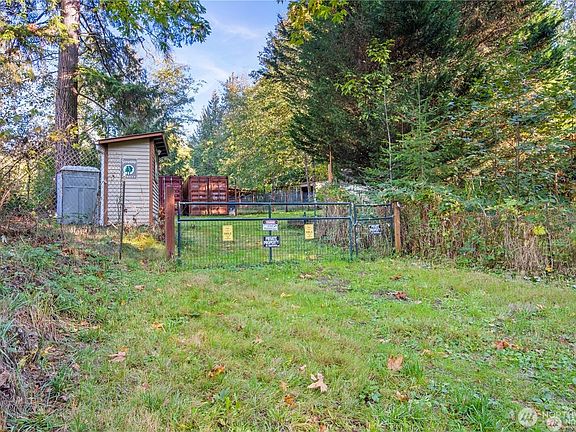 5th image of 14310 200th Avenue SE