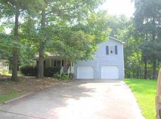 377 Jamie Dr, Hiram, GA 30141