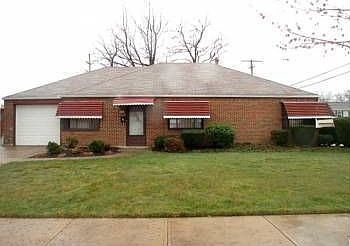 3rd image of 727 Willow Dr