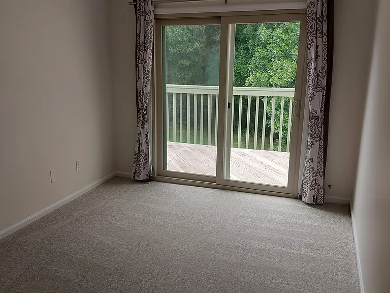 311 Dryden Ln — Photo 14