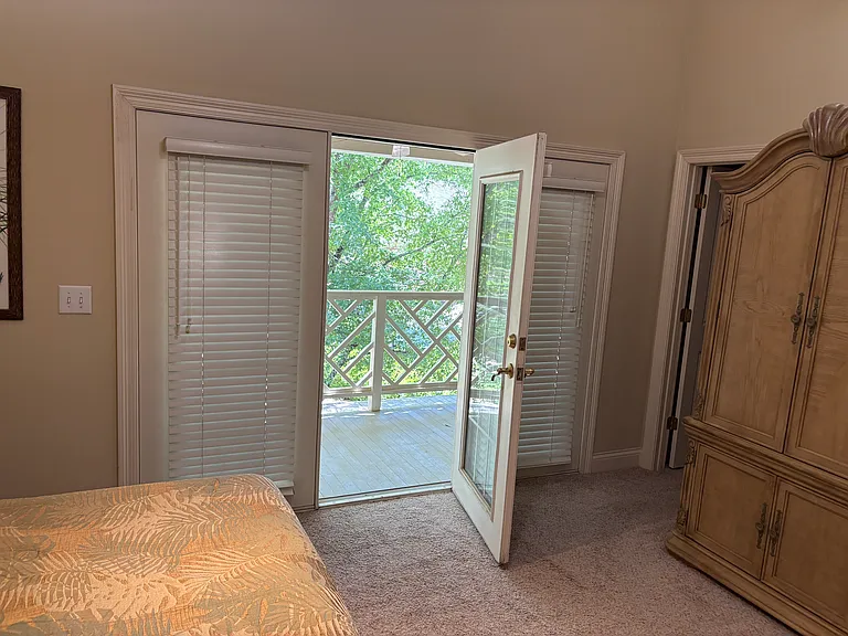 15 Charleston Cir — Photo 13