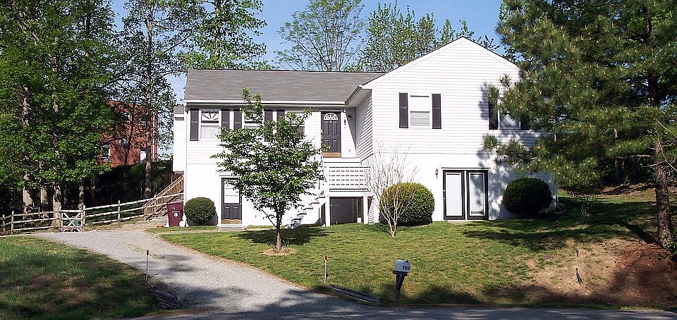 702 Redington Ct.