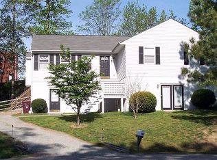 702 Redington Ct, North Chesterfield, VA 23235
