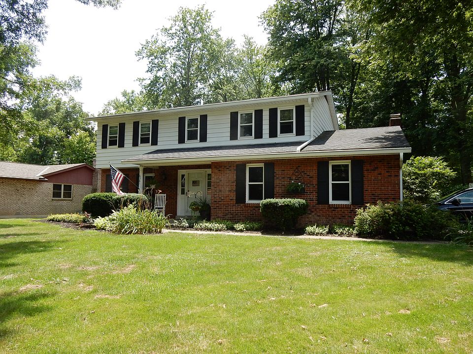1st image of 6381 Paxton Woods Dr