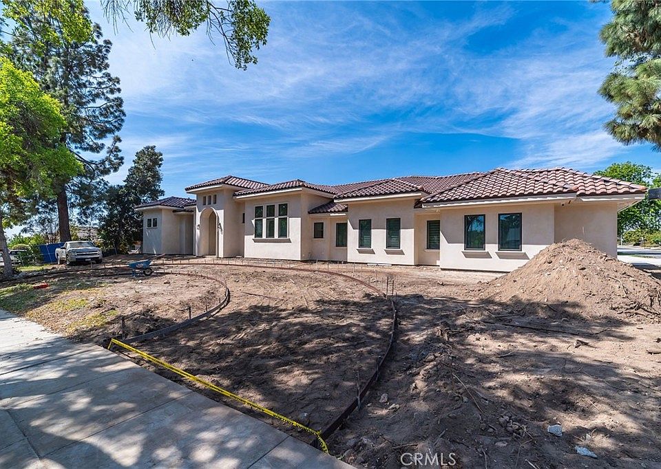 1st image of 1629 N Palm Ave