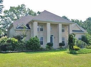 1 Greewich Dr, Jackson, NJ