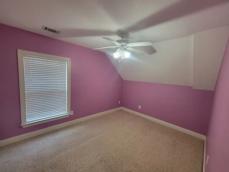 1010 Barrett Dr — Photo 23