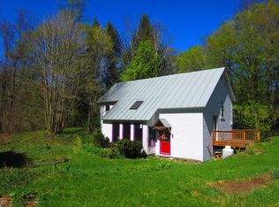 2952 Back River Rd, South Royalton, VT 05068