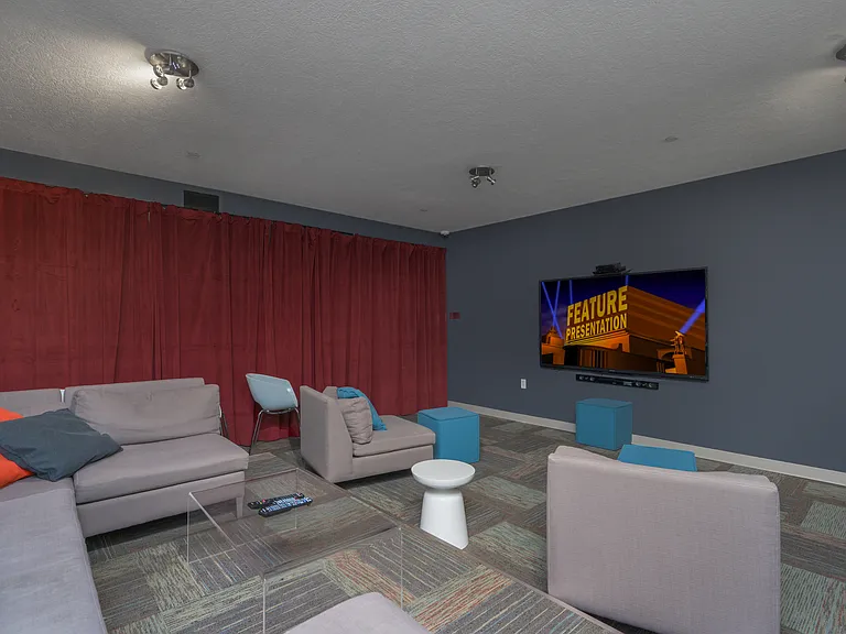 The 401 Lofts — Photo 6
