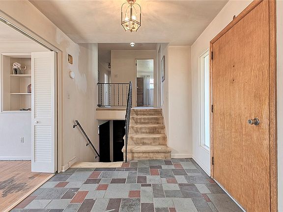 3rd image of 1285 Scenic Dr