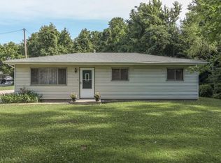 8989 S Peoga Rd, Trafalgar, IN 46181