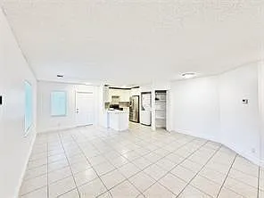 1136 5th Ct — Photo 6