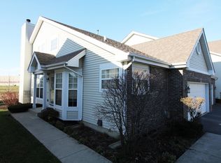 970 Willow St, Itasca, IL 60143