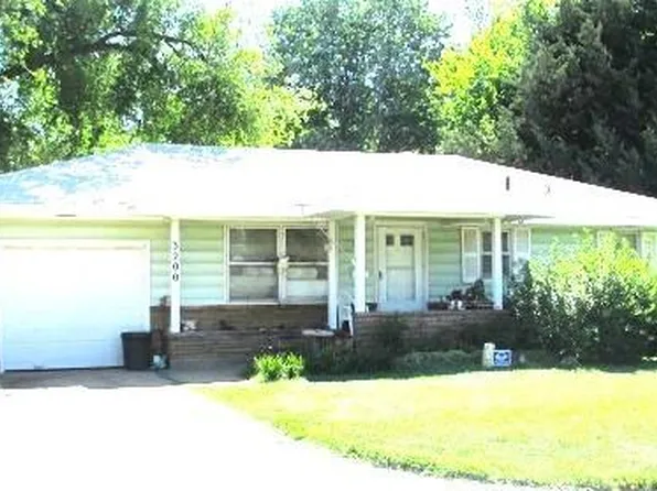 3200 N Holman Ct, Midwest City, OK 73110