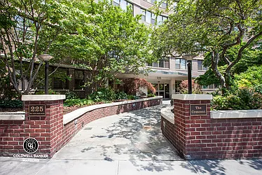 Rented by Coldwell Banker Warburg