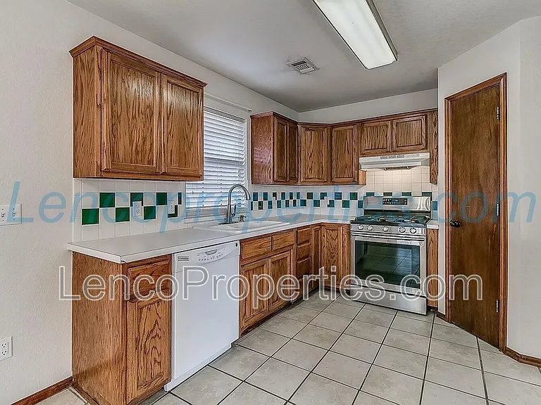 1716 Briarcreek — Photo 20