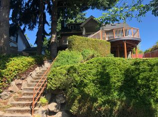 6050 42nd Ave SW, Seattle, WA 98136