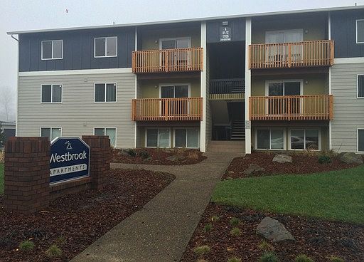 2nd image of 17135 SW Heritage Ct APT 09