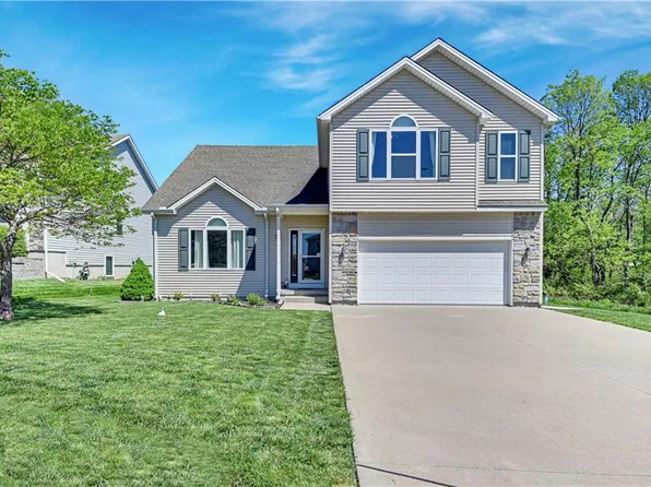 12311 N Highland Ave, Kansas City, MO 64165