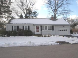 40 Nelson Rd, Weymouth, MA 02190