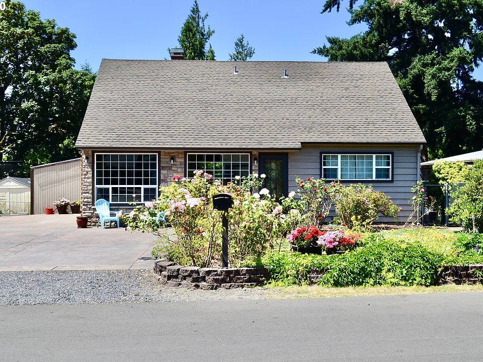 1st image of 204 SE 101st Ave