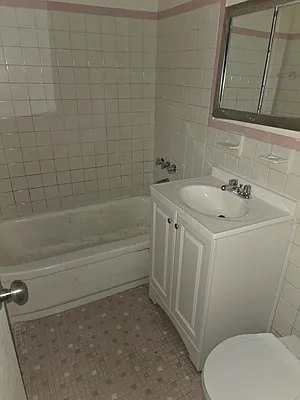 Rented by One Stop MultiService | media 7