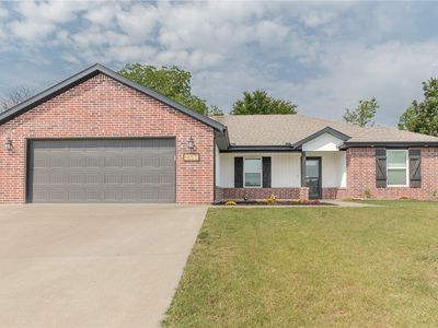 1650 Seattle Slew St, Prairie Grove, AR, 72753