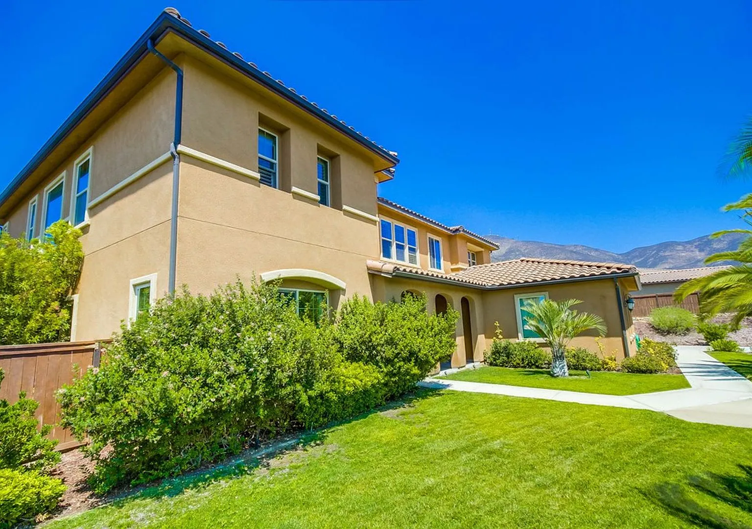 Pool | Private | Large Estate With Resort-Style Amenities — Photo 4