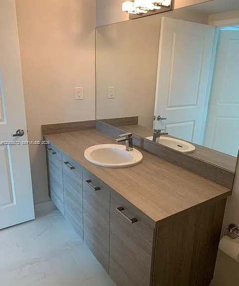 400 Sunny Isles Blvd #1606 — Photo 10