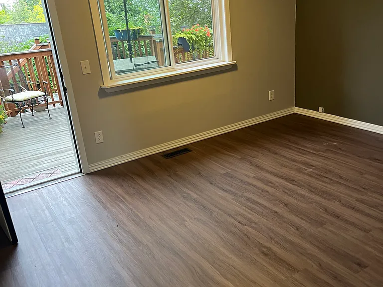 11290 SW Center St — Photo 23