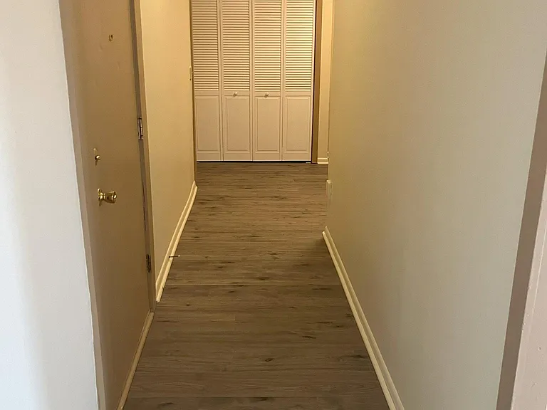 140 N Canal St #3 — Photo 4