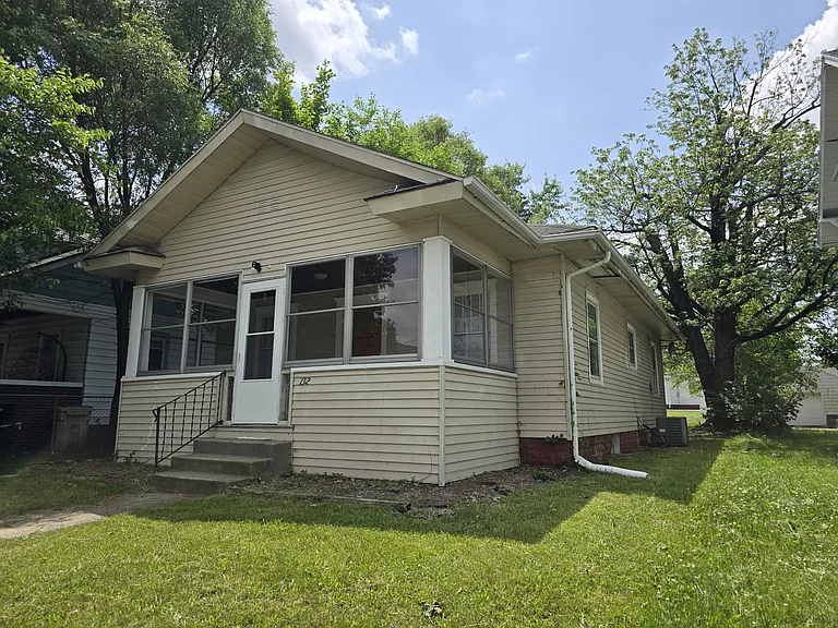 132 E Fairview Ave #2024 — Photo 3